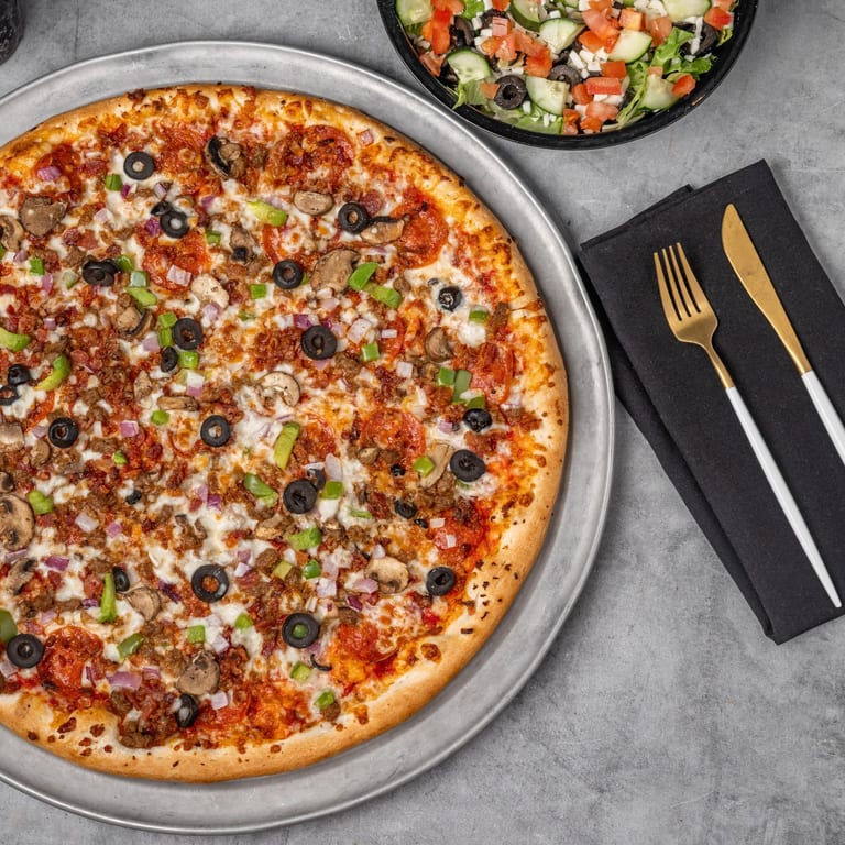Takeout Pizza and Italian Delights